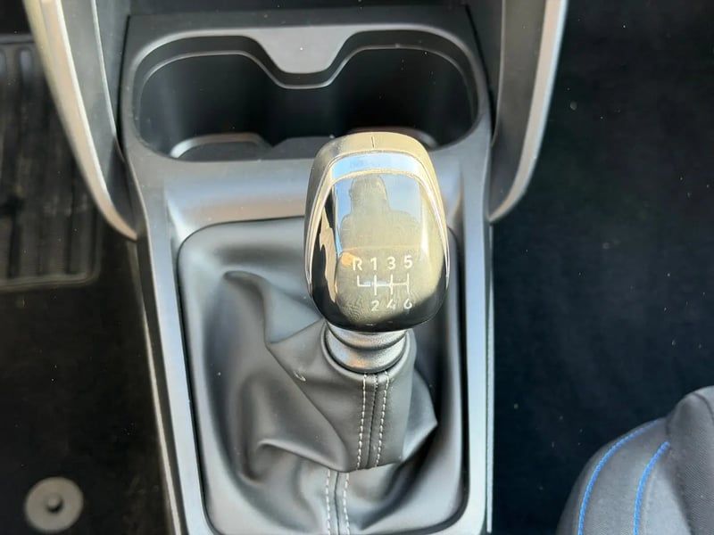 Photo de la voiture CITROEN C3 Turbo 100 ch BVM6 Plus