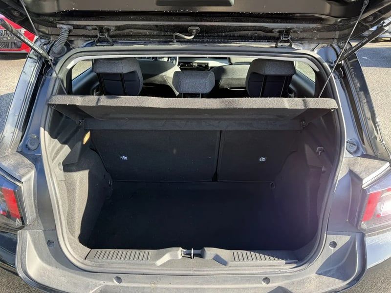 Photo de la voiture CITROEN C3 Turbo 100 ch BVM6 Plus