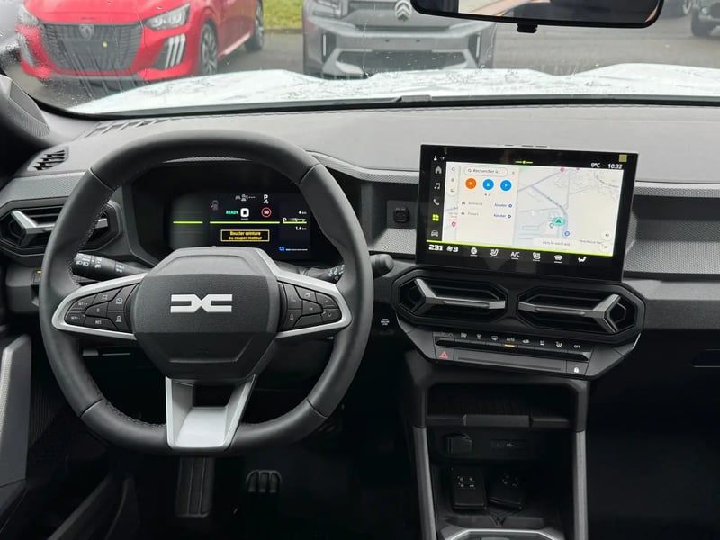 Photo de la voiture DACIA DUSTER Hybrid 155 Journey