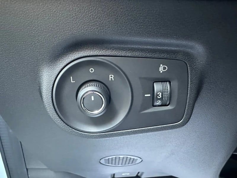 Photo de la voiture MG ZS 1.5 L Hybrid+ 197 ch Comfort