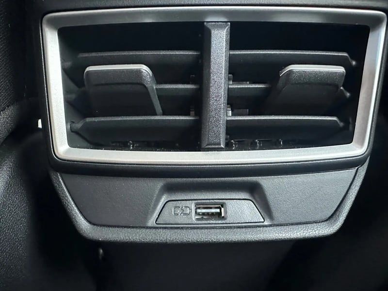 Photo de la voiture MG ZS 1.5 L Hybrid+ 197 ch Comfort