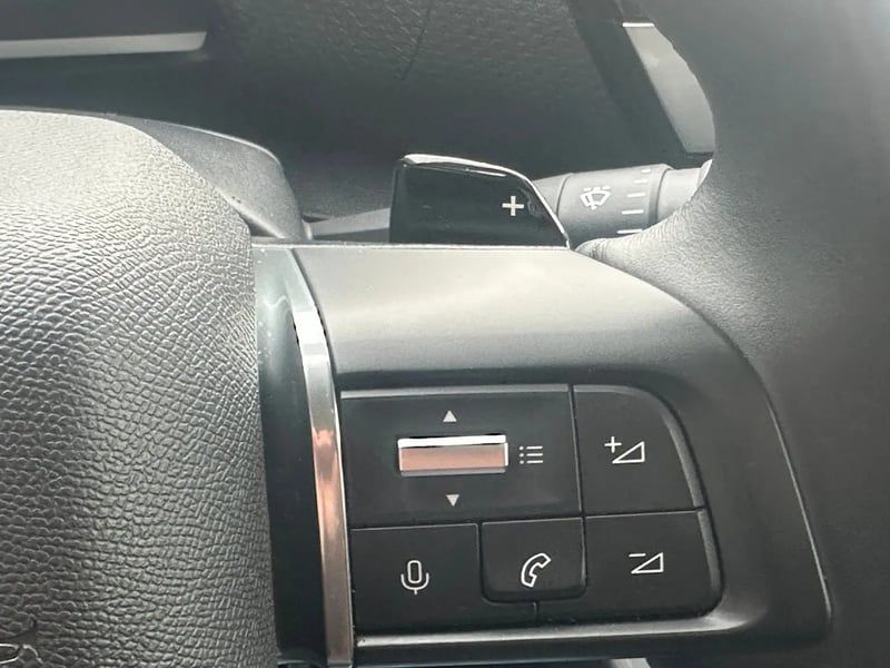 Photo de la voiture CITROEN C4 BlueHDi 130 EAT8 Max