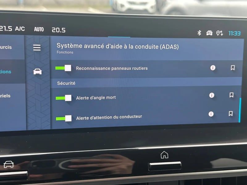 Photo de la voiture CITROEN C4 BlueHDi 130 EAT8 Max