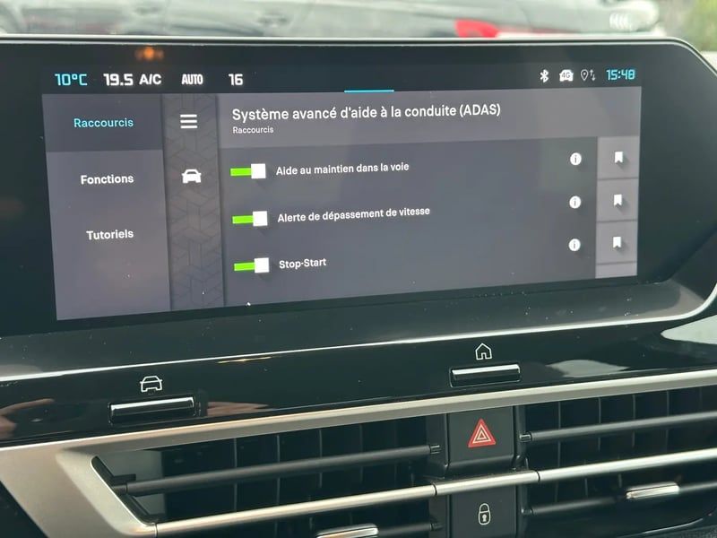 Photo de la voiture CITROEN C4 X Hybride 136 e-DCS6 Max