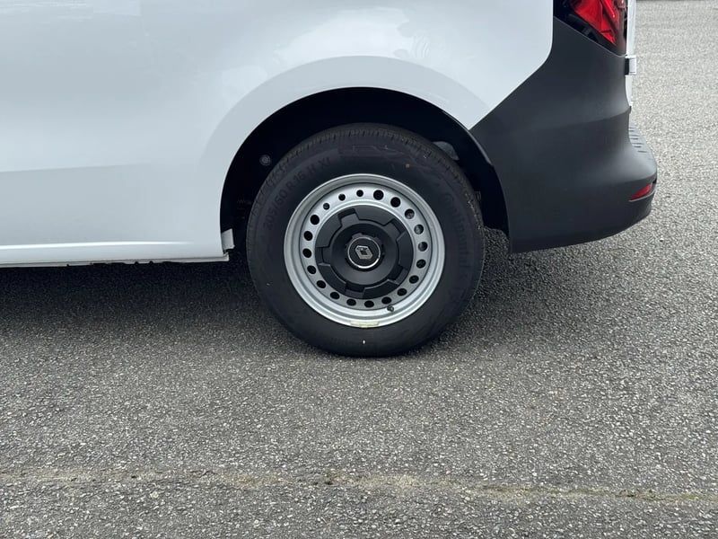 Photo de la voiture RENAULT KANGOO VAN L2 BLUE DCI 115 GRAND CONFORT - CAISSE ISOTHERME