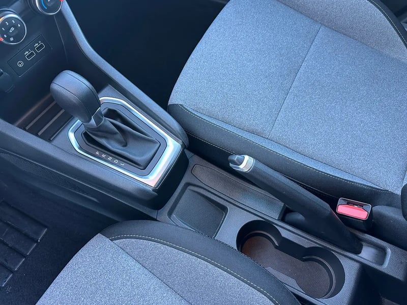 Photo de la voiture RENAULT CLIO V TCe 90 X-Tronic Evolution