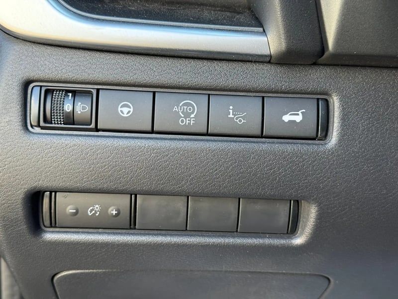 Photo de la voiture NISSAN QASHQAI Mild Hybrid 158 ch Xtronic N-Connecta