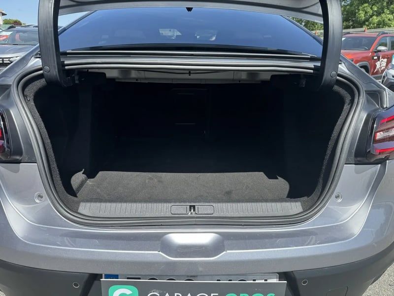 Photo de la voiture CITROEN C4 X BlueHDi 130 S&S EAT8 Max