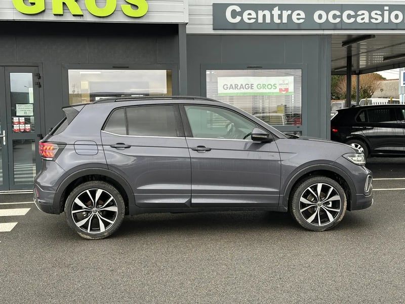 Photo de la voiture VOLKSWAGEN T-CROSS 1.0 TSI 116 Start/Stop DSG7 R-Line Edition