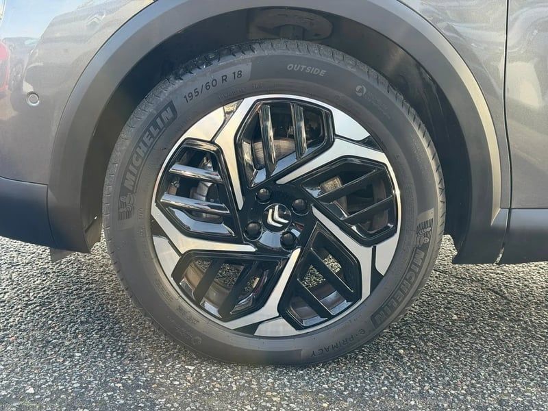 Photo de la voiture CITROEN C4 PureTech 130 BVM6 Max