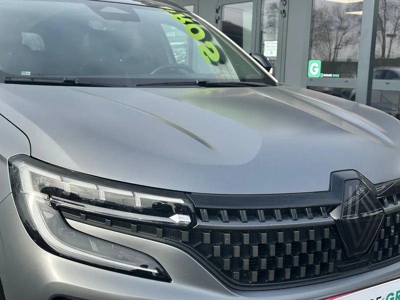 Photo de la voiture RENAULT ESPACE VI E-Tech hybrid 200 esprit Alpine