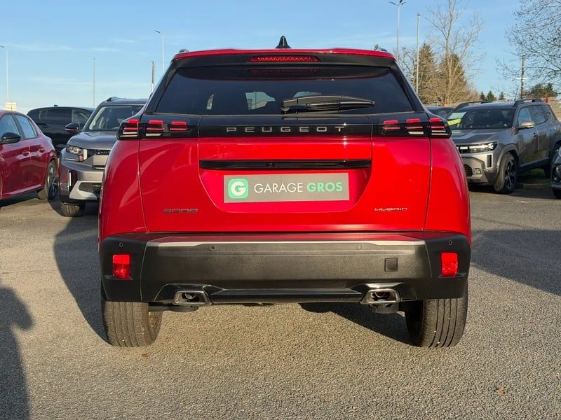 Photo de la voiture PEUGEOT 2008 Hybrid 136 e-DCS6 Allure