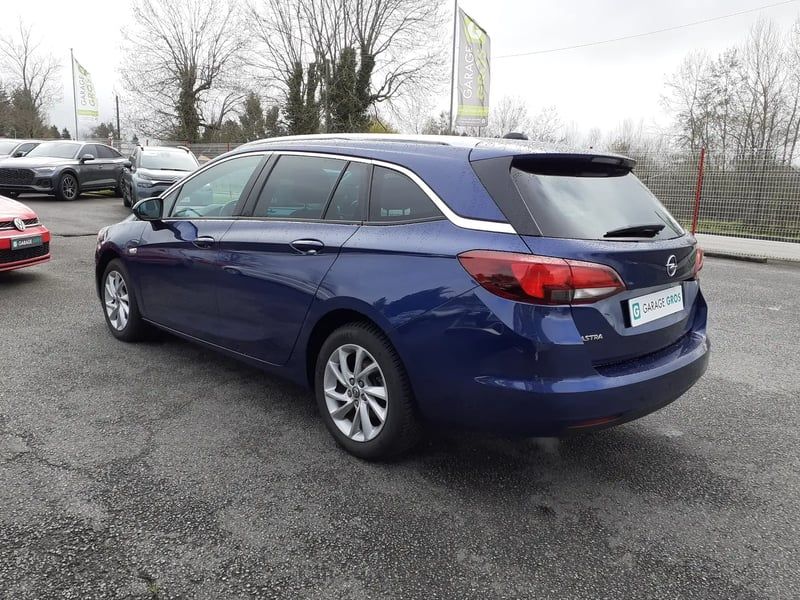 Photo de la voiture OPEL ASTRA SPORTS TOURER 1.2 Turbo 130 ch BVM6 Edition Business