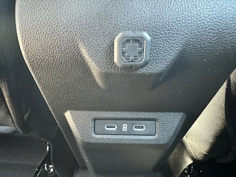 Photo de la voiture DACIA BIGSTER Mild Hybrid 140 Journey