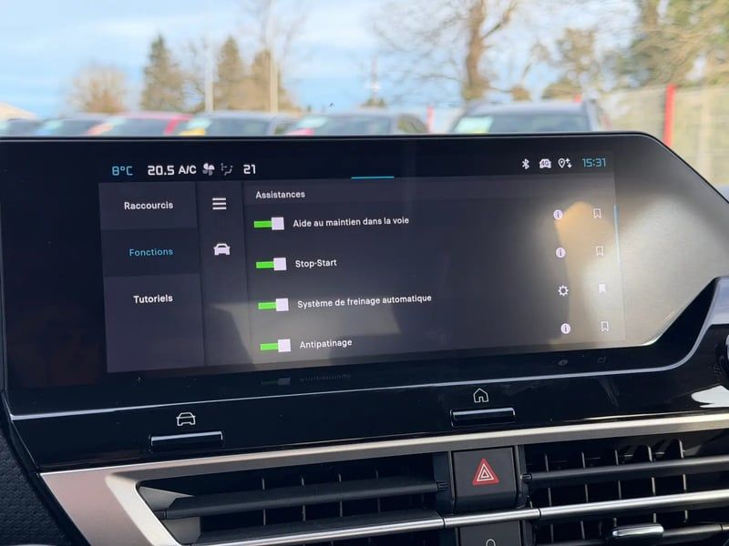 Photo de la voiture CITROEN C4 X Hybride 136 e-DCS6 Max