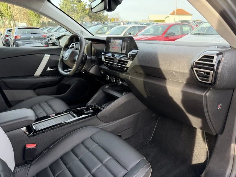 Photo de la voiture CITROEN C4 X Hybride 136 e-DCS6 Max