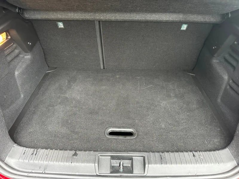 Photo de la voiture RENAULT CAPTUR Eco-G 100 ch Techno