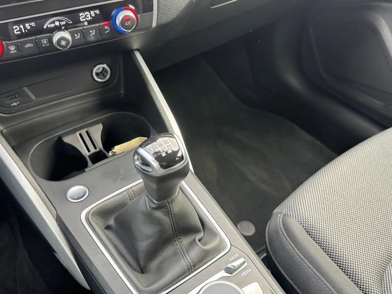 Photo de la voiture AUDI Q2 30 TFSI 110 BVM6 Business line