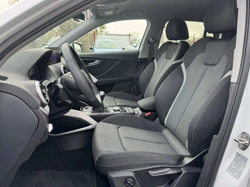 Photo de la voiture AUDI Q2 30 TFSI 110 BVM6 Business line