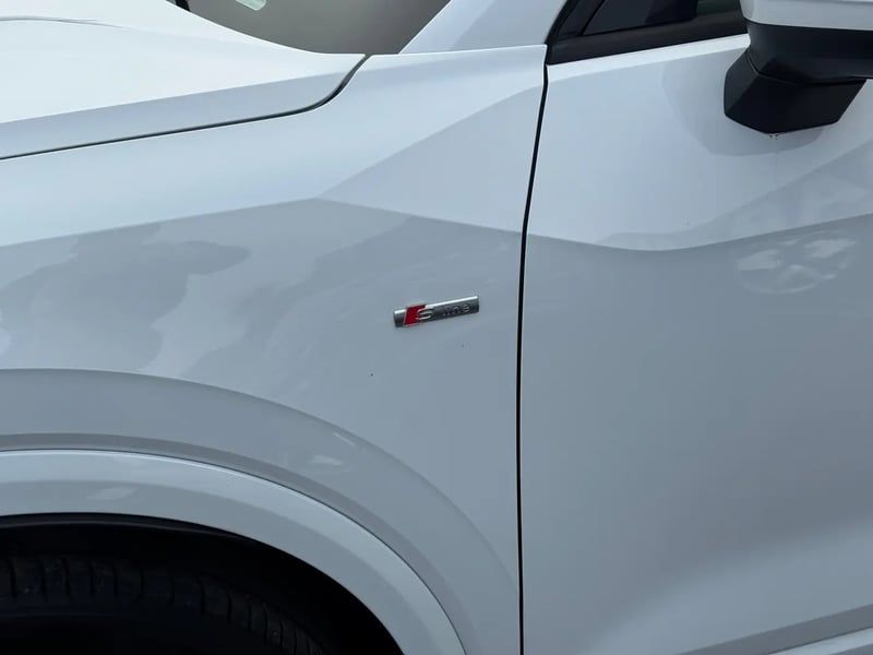 Photo de la voiture AUDI Q2 30 TFSI 110 BVM6 Business line