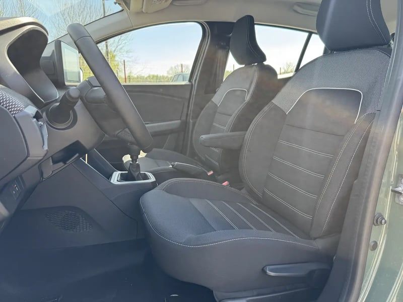 Photo de la voiture DACIA SANDERO ECO-G 100 GSR2 Stepway Expression
