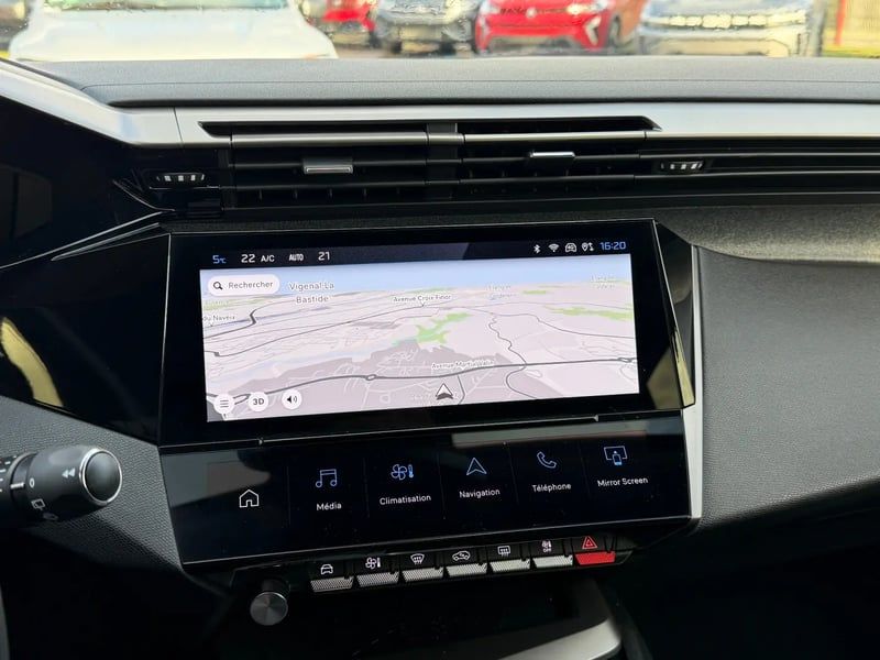 Photo de la voiture PEUGEOT 308 BlueHDi 130ch S&S EAT8 Allure