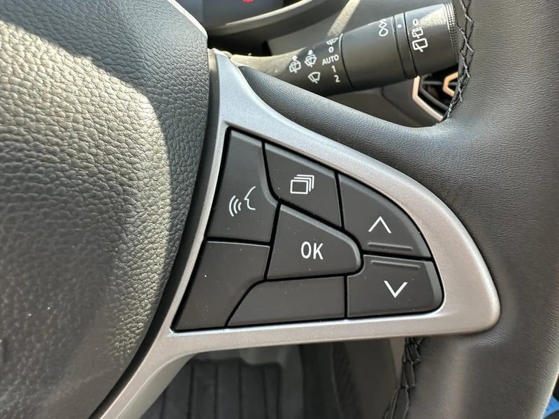 Photo de la voiture DACIA JOGGER Hybrid 140 7 places GSR2 Extreme