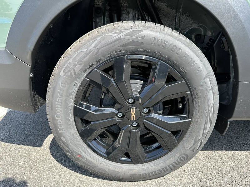 Photo de la voiture DACIA JOGGER Hybrid 140 7 places GSR2 Extreme