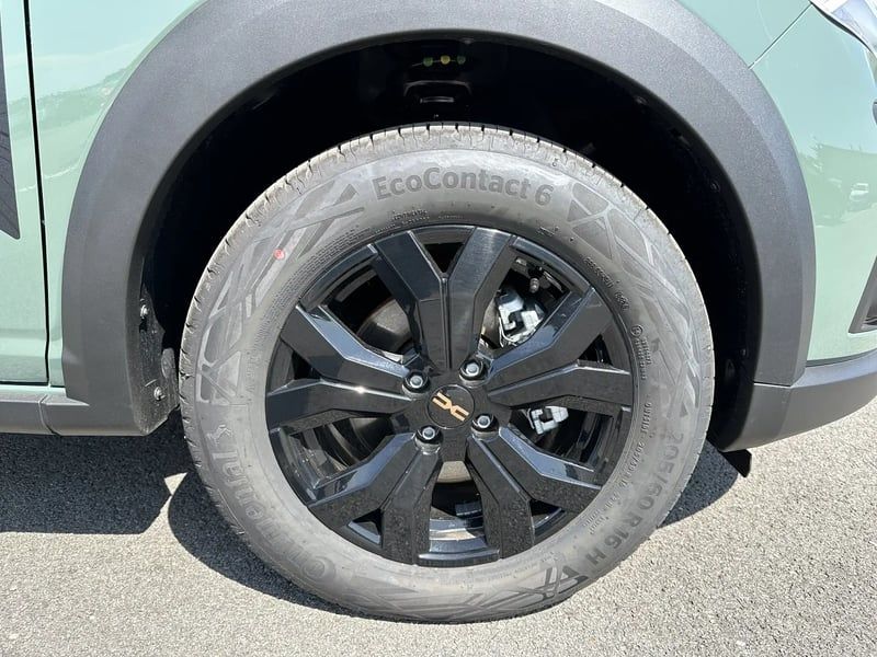 Photo de la voiture DACIA JOGGER Hybrid 140 7 places GSR2 Extreme