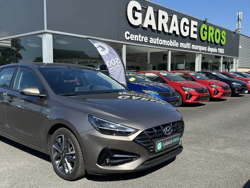 Photo de la voiture HYUNDAI i30 1.0 T-GDi 120 DCT-7 Hybrid 48V Creative