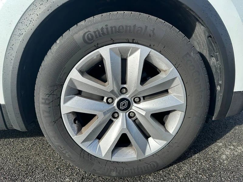 Photo de la voiture RENAULT CAPTUR TCe 90 ch Evolution