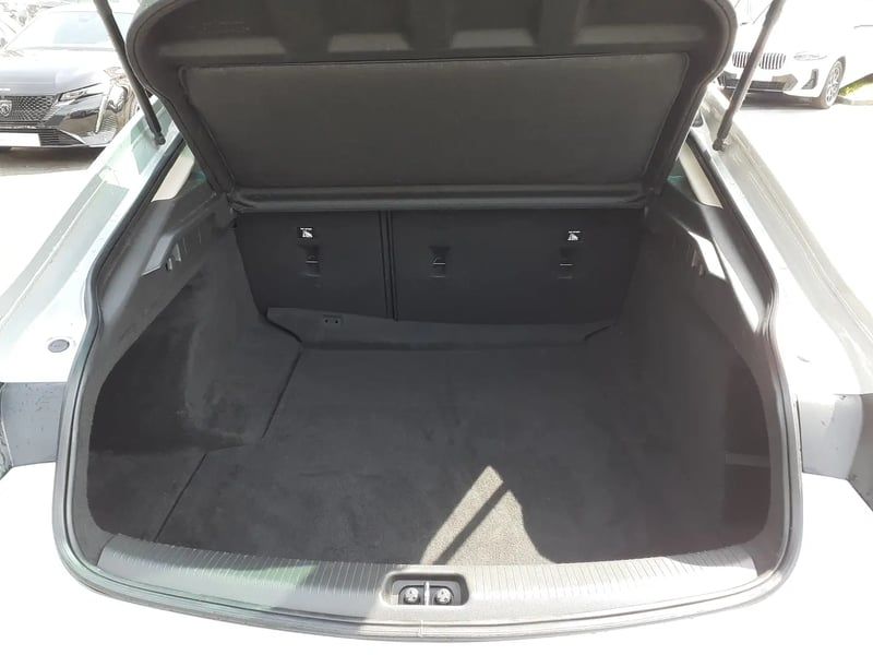 Photo de la voiture OPEL INSIGNIA GRAND SPORT 2.0 Diesel 174 ch BVM6 Elegance