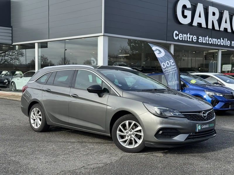 Photo de la voiture OPEL ASTRA SPORTS TOURER 1.2 Turbo 145 ch BVM6 Elégance