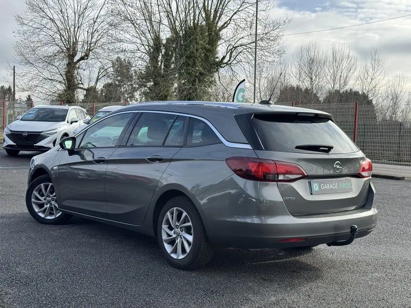 Photo de la voiture OPEL ASTRA SPORTS TOURER 1.2 Turbo 145 ch BVM6 Elégance