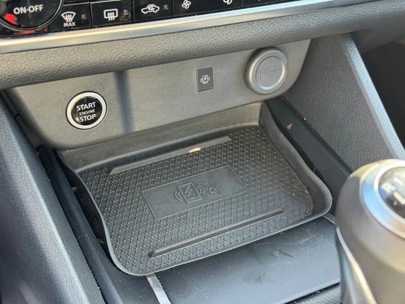 Photo de la voiture NISSAN QASHQAI Mild Hybrid 158 ch MEHV CONNECT PACK HIVER