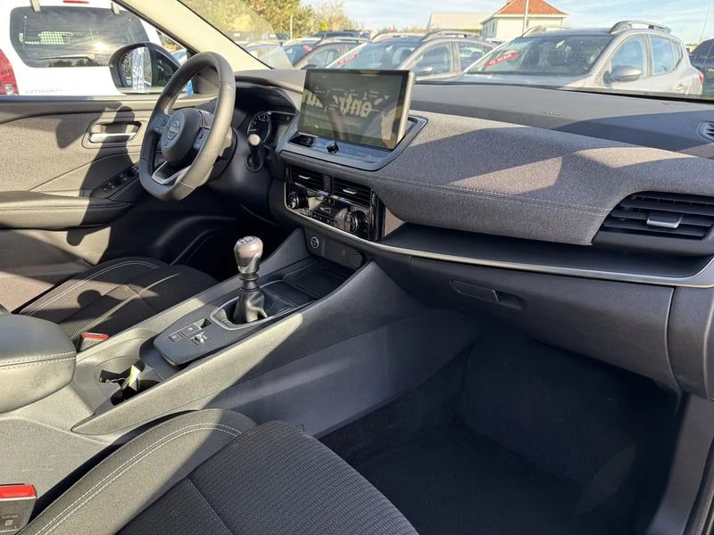 Photo de la voiture NISSAN QASHQAI Mild Hybrid 158 ch MEHV CONNECT PACK HIVER