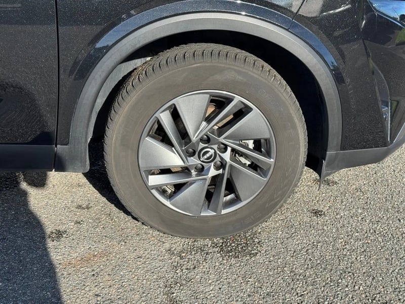 Photo de la voiture NISSAN QASHQAI Mild Hybrid 158 ch MEHV CONNECT PACK HIVER