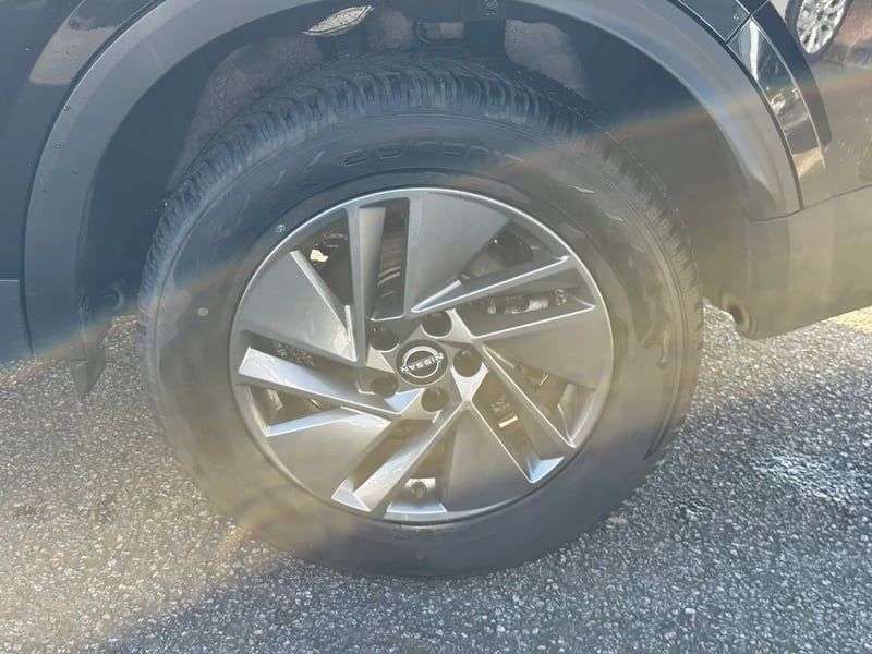 Photo de la voiture NISSAN QASHQAI Mild Hybrid 158 ch MEHV CONNECT PACK HIVER