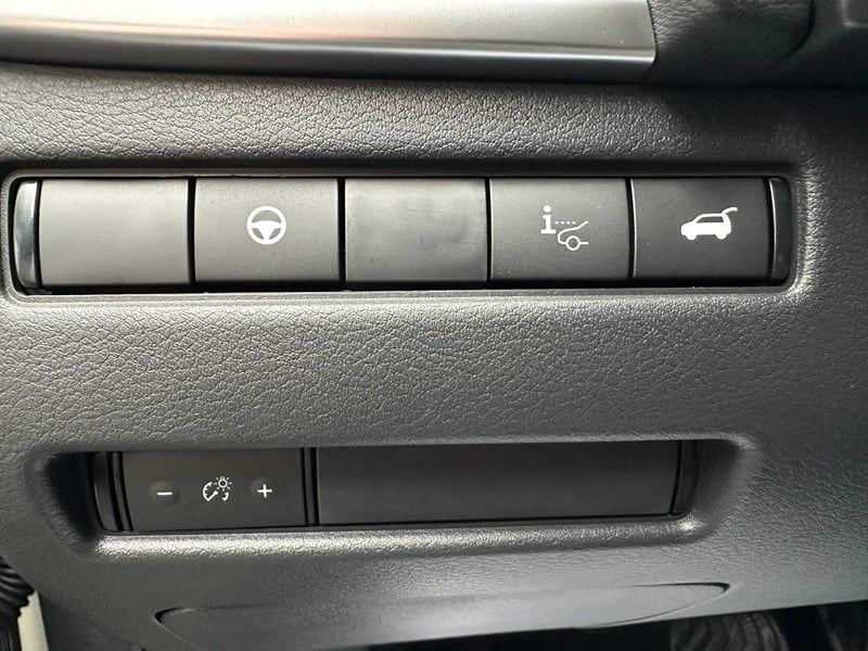 Photo de la voiture NISSAN QASHQAI Hybrid e-Power Gen3 205 ch N-Connecta