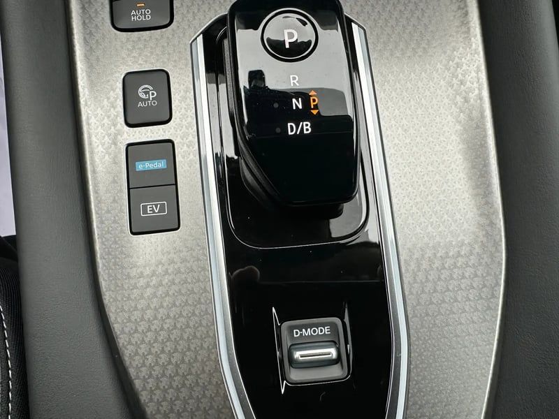 Photo de la voiture NISSAN QASHQAI Hybrid e-Power Gen3 205 ch N-Connecta