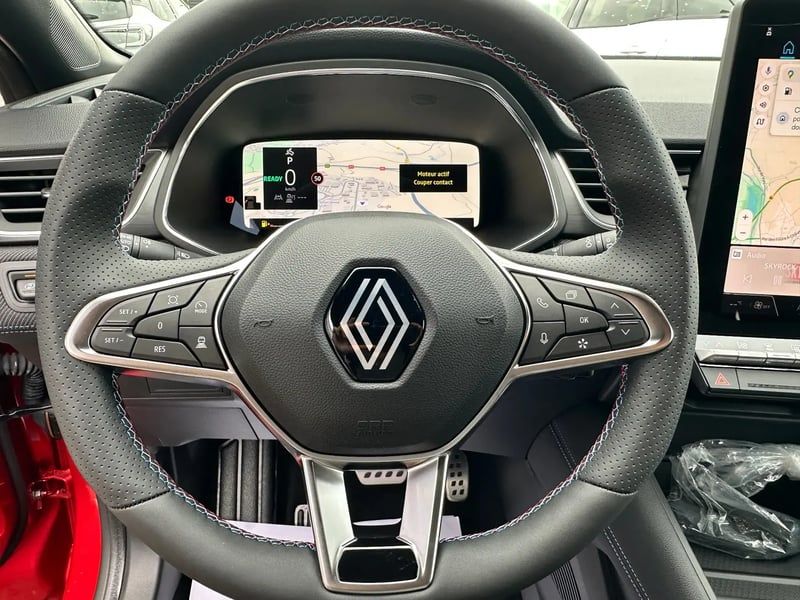 Photo de la voiture RENAULT CAPTUR Captur 1.6 E-Tech full hybrid 145ch esprit Alpine