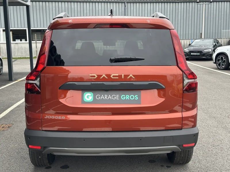 Photo de la voiture DACIA JOGGER ECO-G 100 7 places GSR2 Extreme +