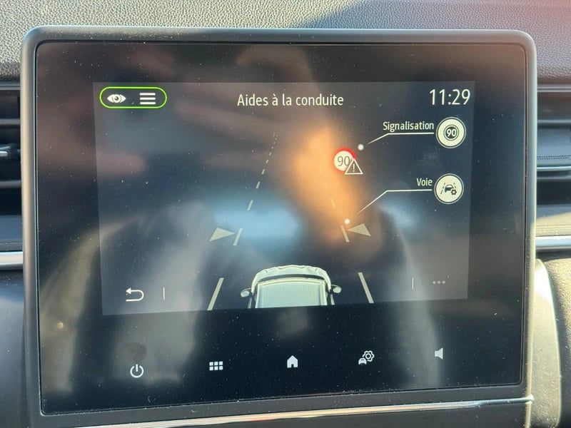 Photo de la voiture RENAULT CAPTUR TCe 90 Equilibre