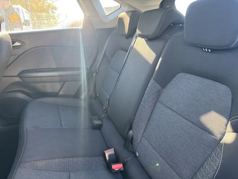 Photo de la voiture RENAULT CAPTUR TCe 90 Equilibre