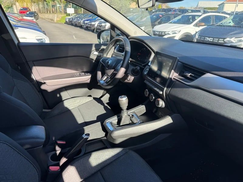 Photo de la voiture RENAULT CAPTUR TCe 90 Equilibre