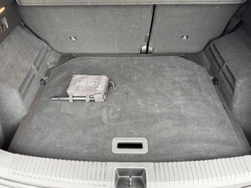 Photo de la voiture RENAULT AUSTRAL E-Tech full hybrid 200 GSR2 Techno