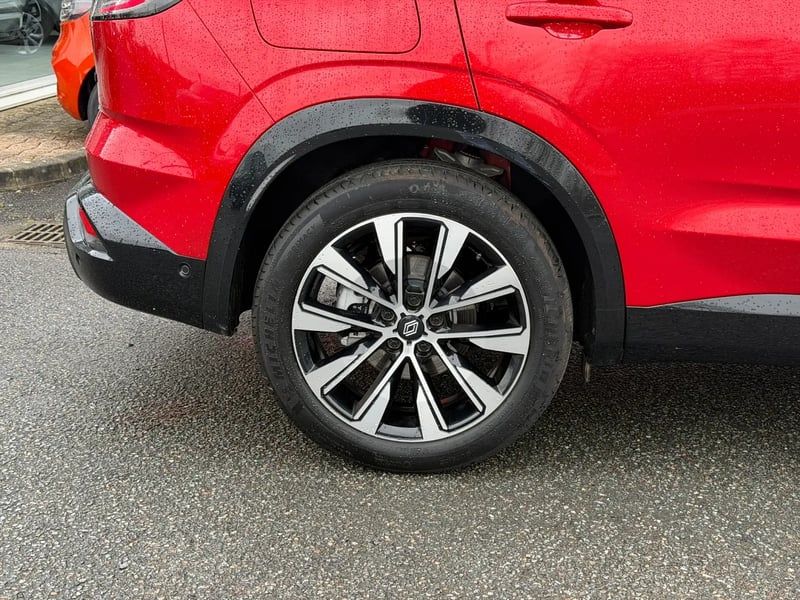 Photo de la voiture RENAULT AUSTRAL E-Tech full hybrid 200 GSR2 Techno