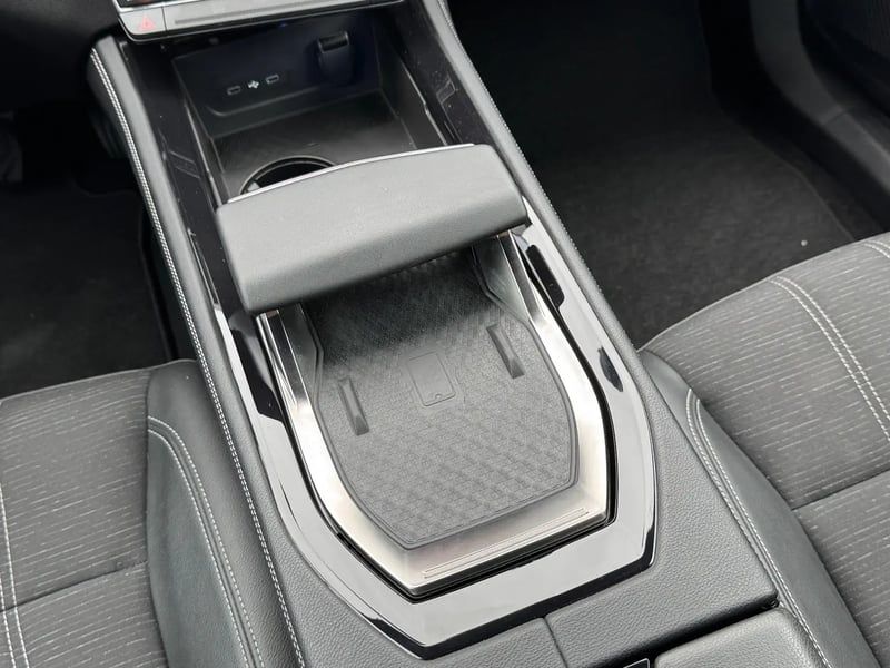 Photo de la voiture RENAULT AUSTRAL mild hybrid 160 auto Techno