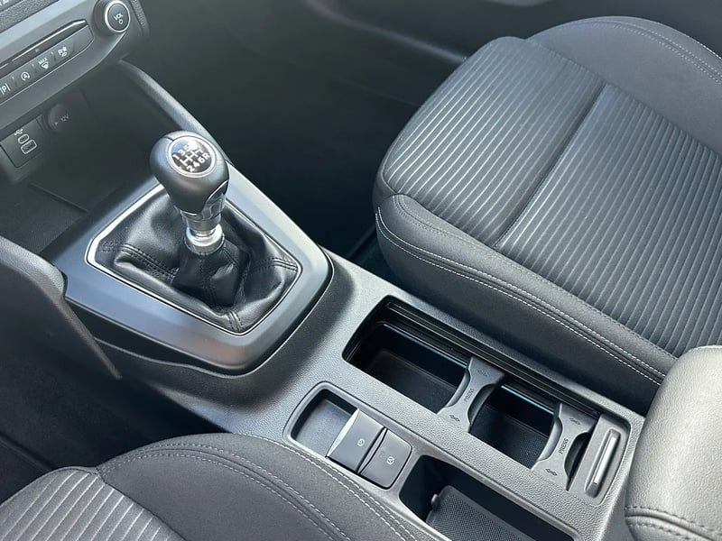 Photo de la voiture FORD FOCUS SW 1.0 EcoBoost 125 S&S Titanium +