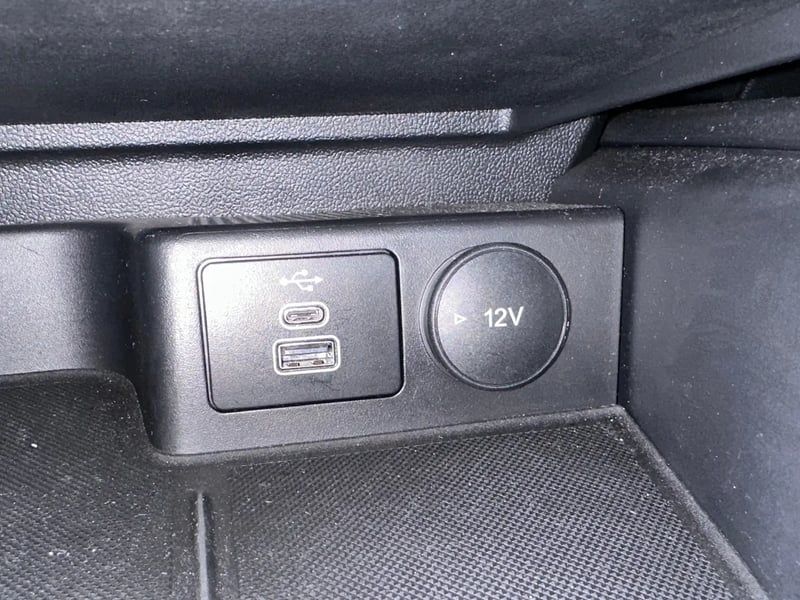 Photo de la voiture FORD FOCUS SW 1.0 EcoBoost 125 S&S Titanium +